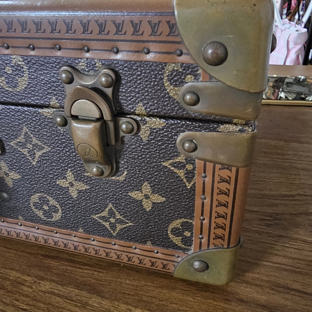 #00020-1143 VINTAGE 1970'S MONOGRAM LEATHER TRUNK SUITCASE 45 - Picture 11 of 11